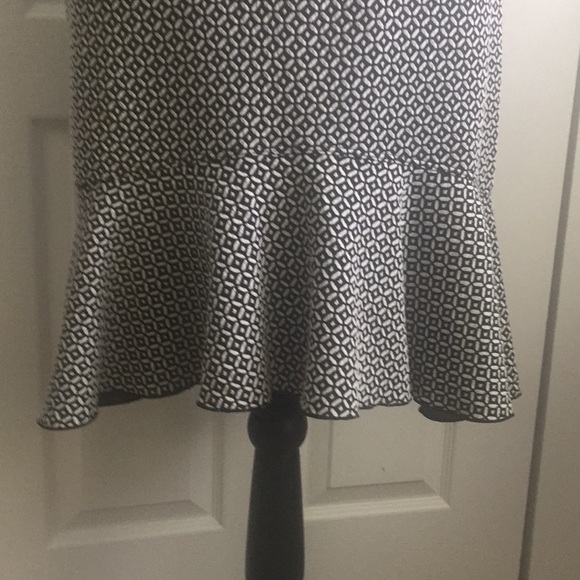 MAX STUDIO | Sleeveless Flounce Hem Dress NWOT - Picture 5 of 10